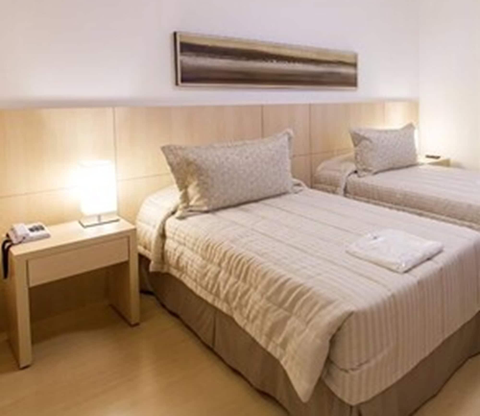 Hotel Mont Blanc Premium Ribeirão Preto Exterior foto A room at the hotel