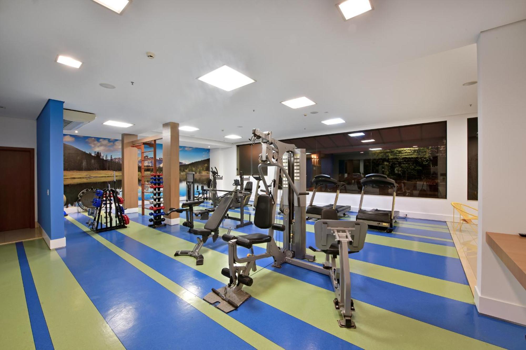 Hotel Mont Blanc Premium Ribeirão Preto Exterior foto The gym at the hotel