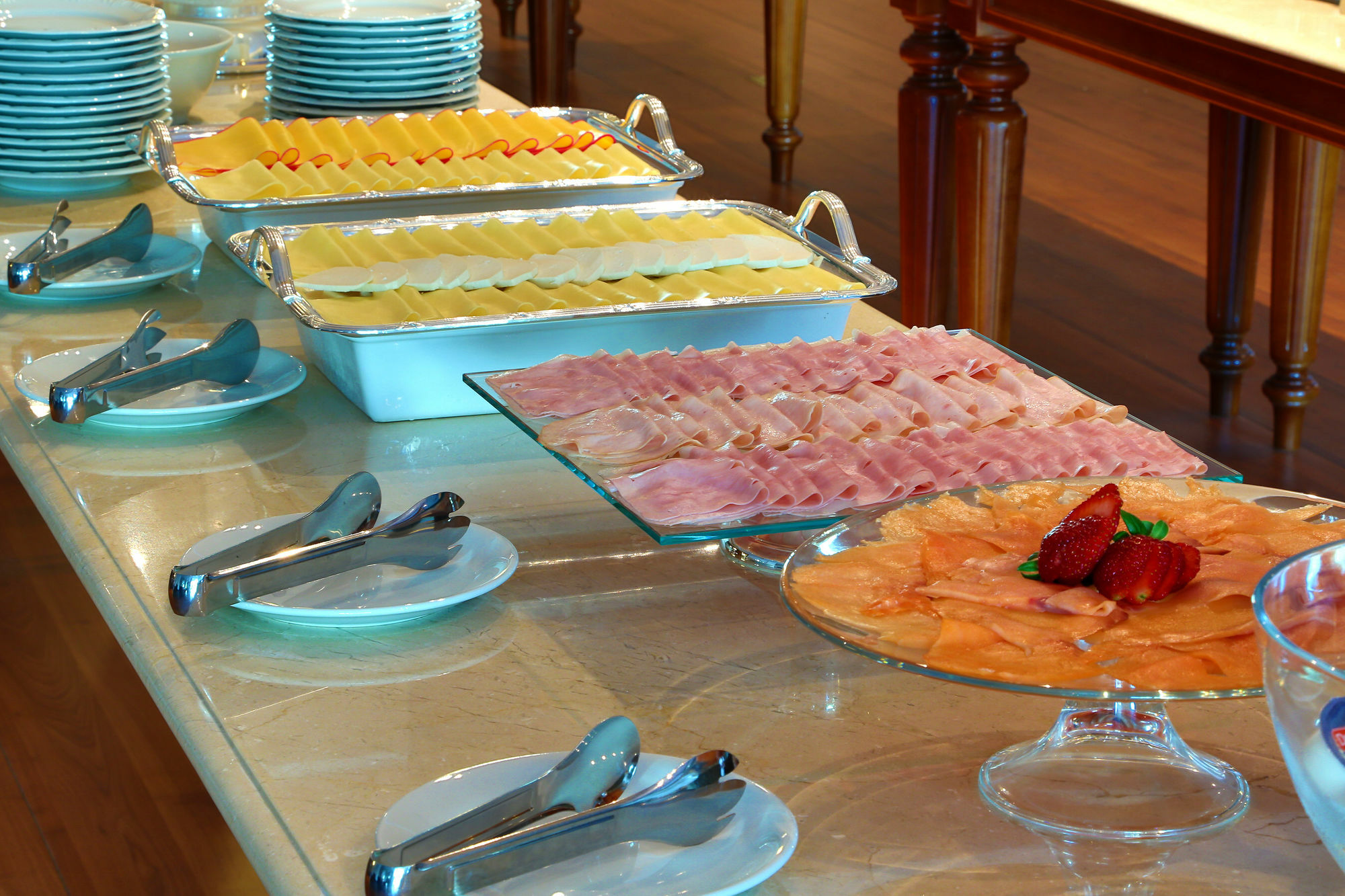 Hotel Mont Blanc Premium Ribeirão Preto Exterior foto A buffet